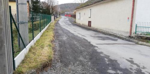 Komunikace v Záhumení, dotace 500000 Kč